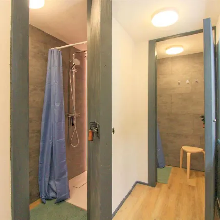 Spacious In With Hot Tub Holiday home