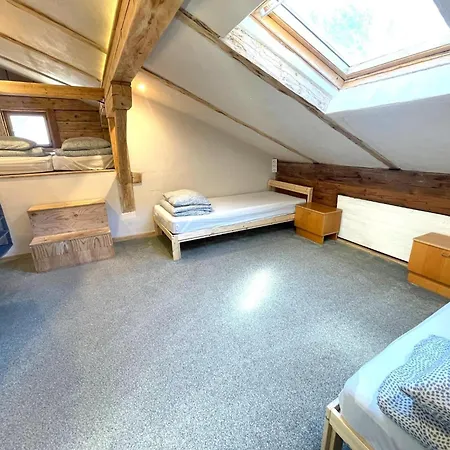 Holiday home Spacious In With Hot Tub