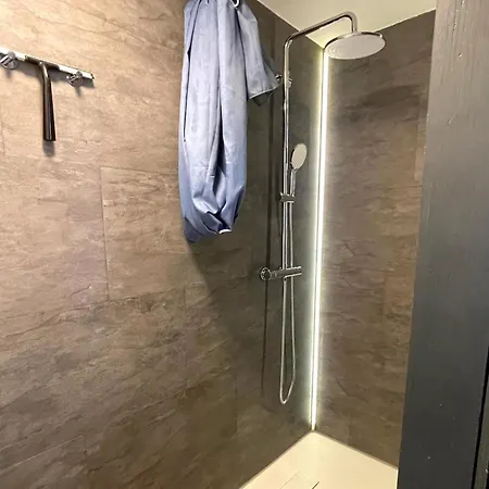 Spacious In With Hot Tub * Mayrhofen