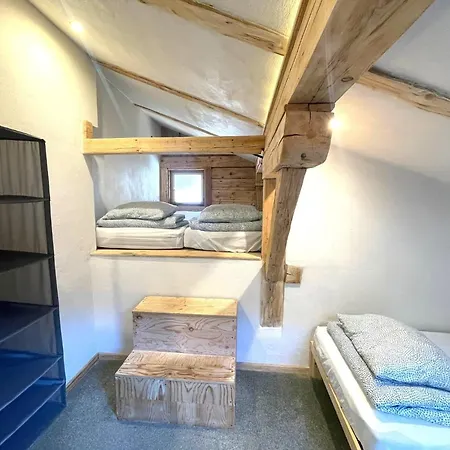 Spacious In With Hot Tub Mayrhofen